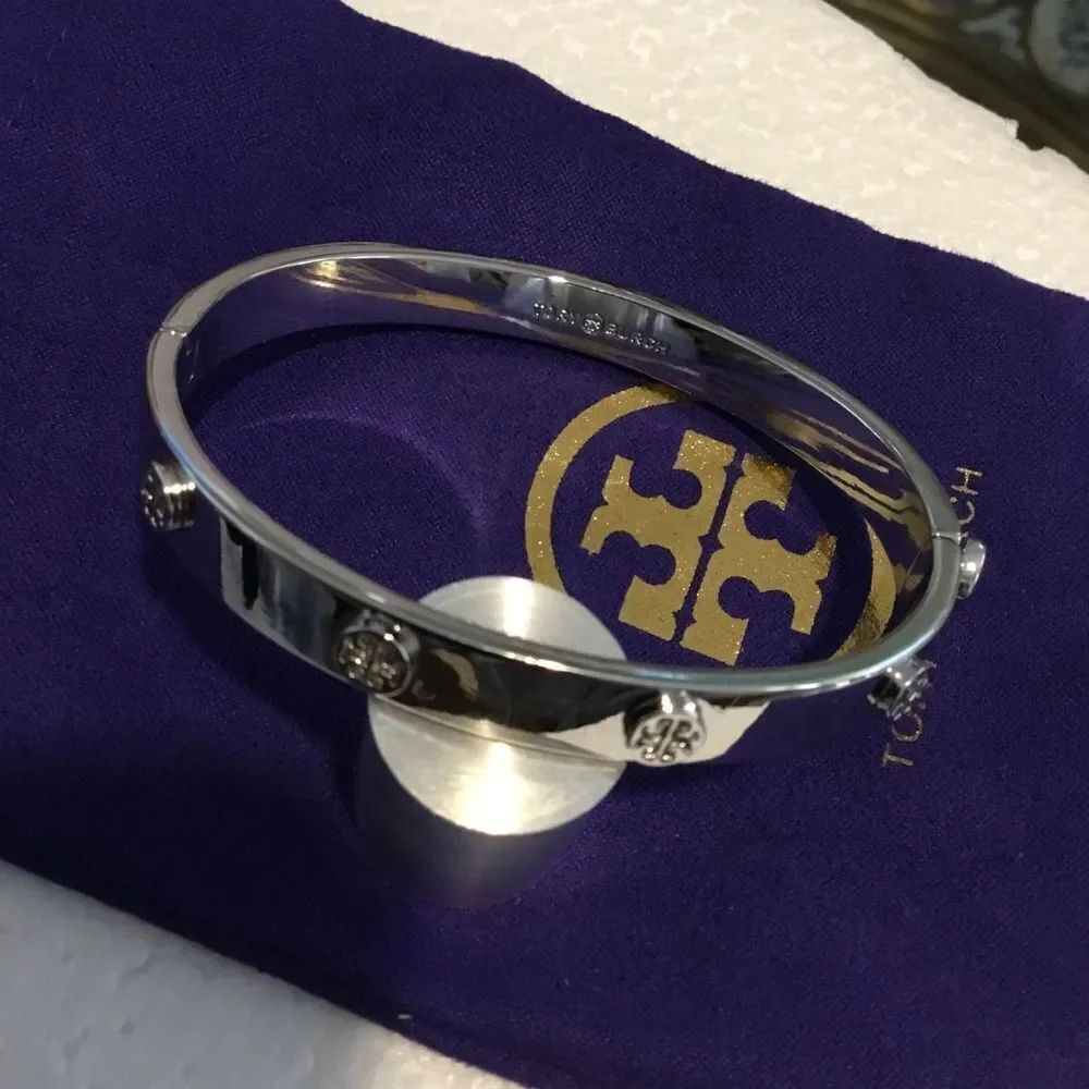 POSH SHOW ITEM - Picture 3 of 5